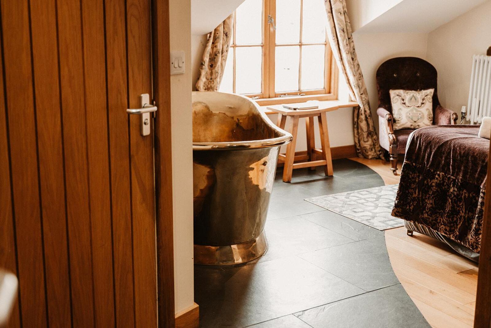The Wilson Arms 3* Torver